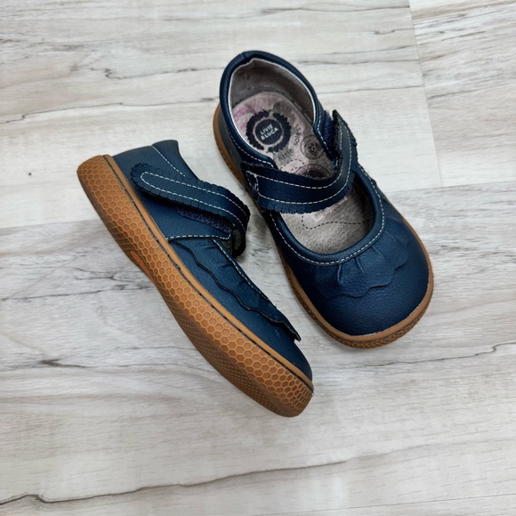 Livie & Luca Navy Blue Kids Shoes Strap comfortable size 9 - Picture 4 of 7
